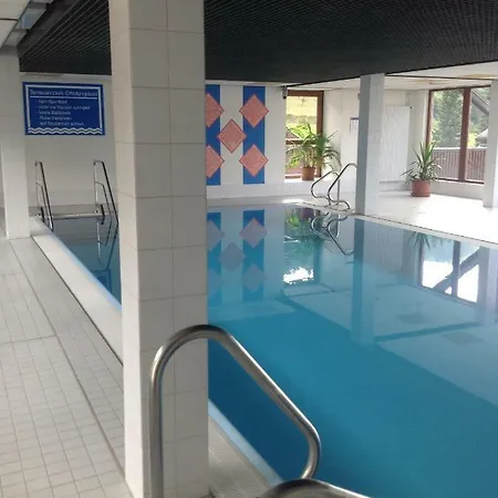 H15 Ap6 Mit Beheiztem Innenpool Und Sauna *