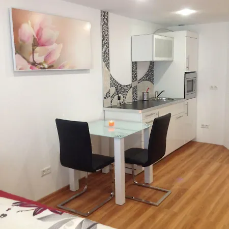 Apartman H15 Ap6 Mit Beheiztem Innenpool Und Sauna